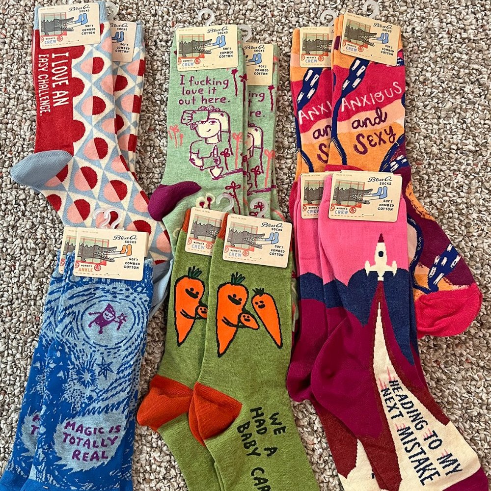 NWT Blue Q Graphic Socks - Women